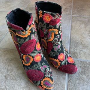 MIA floral bootie